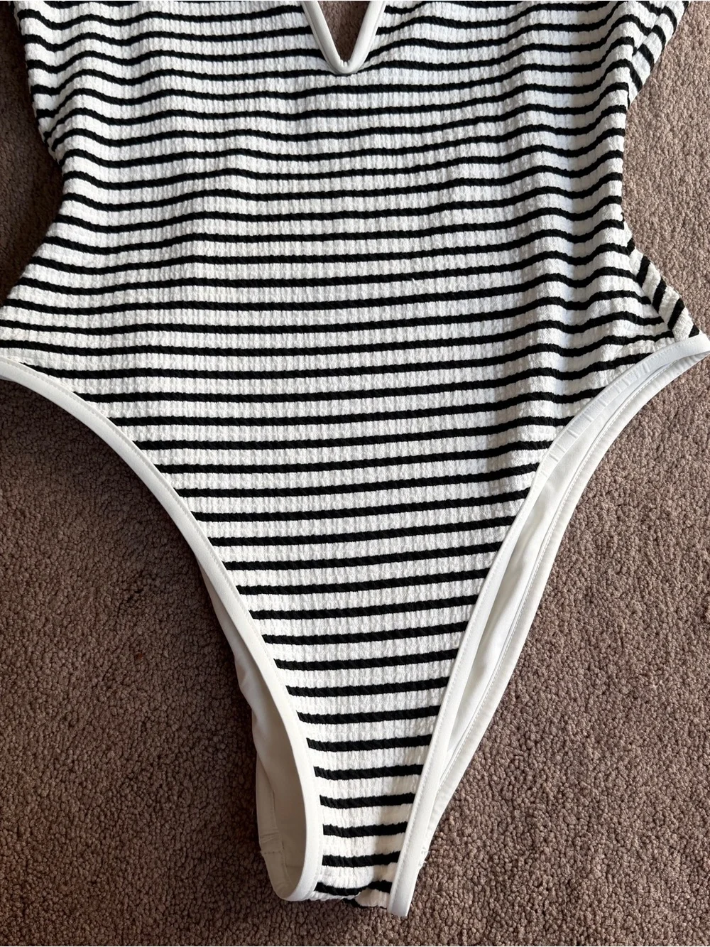 L Space Coco Classic black white one piece swimsuit sz Large